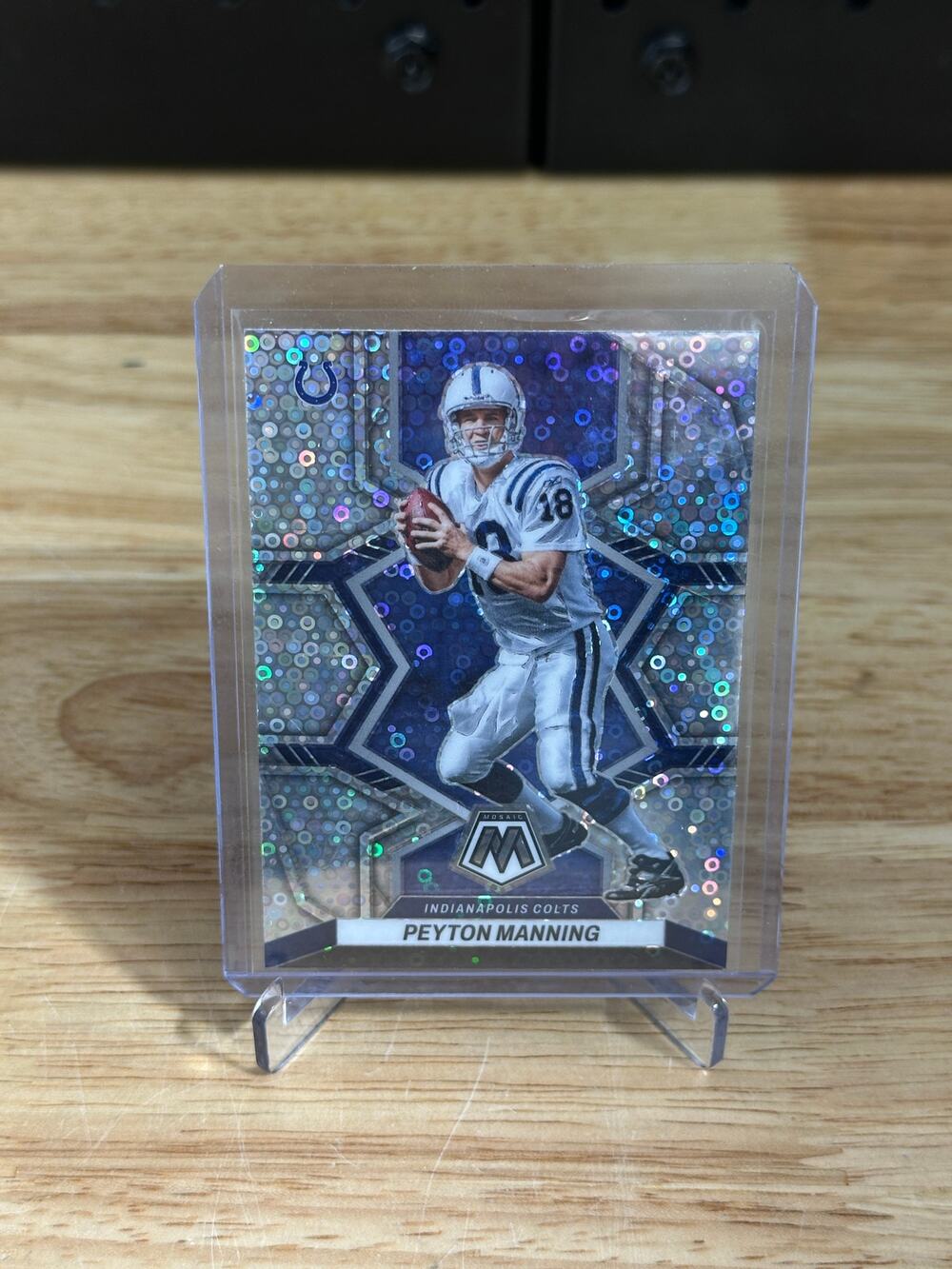 2022 Panini Mosaic - Peyton Manning #87 No Huddle Silver Mosaic Prizm